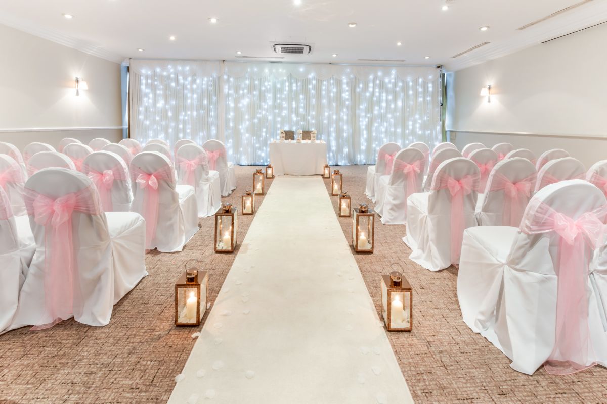 Gallery Item 5 for Pinewood Hotel
